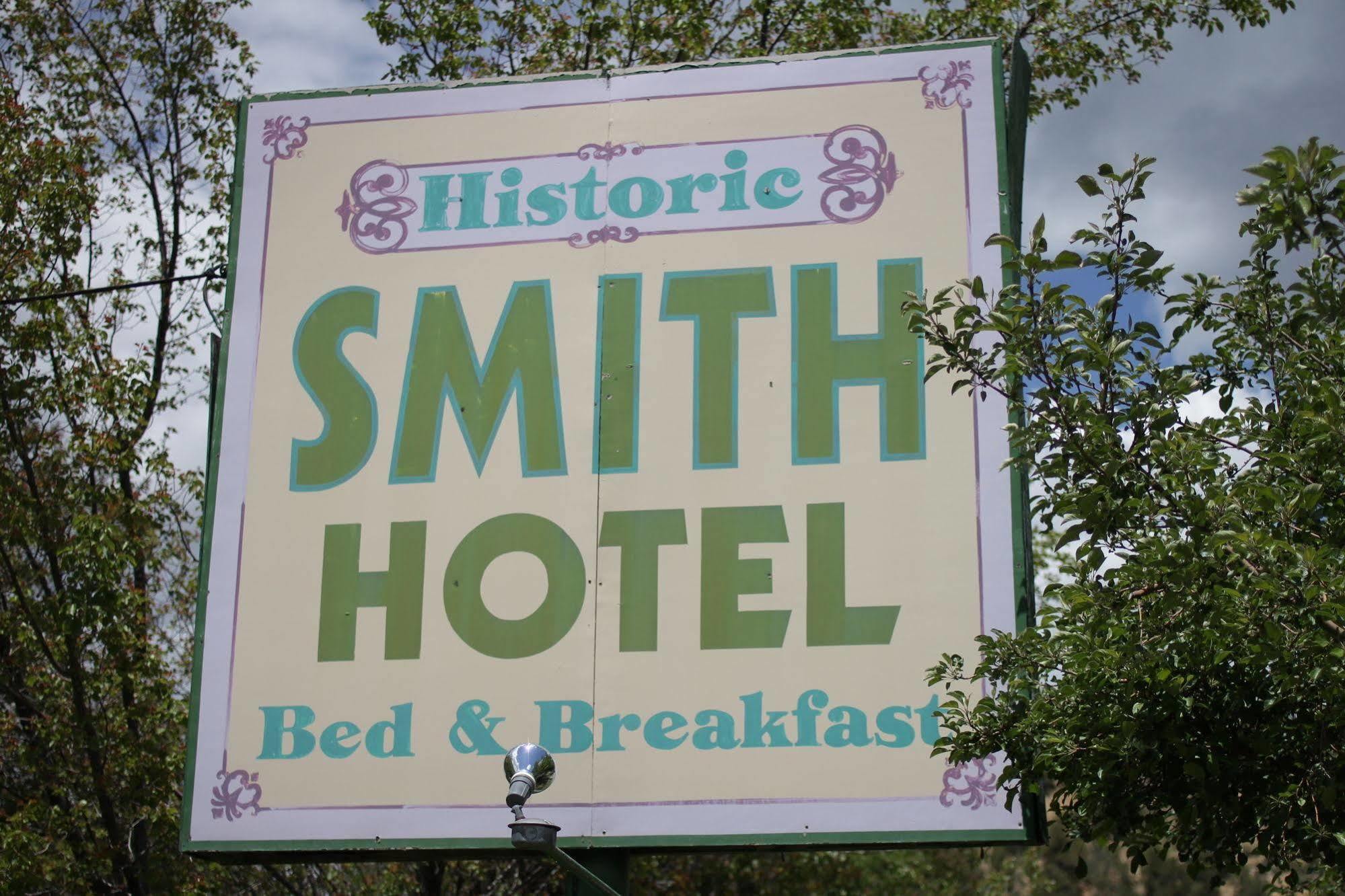 Historic Smith Hotel B&B Глендейл Экстерьер фото